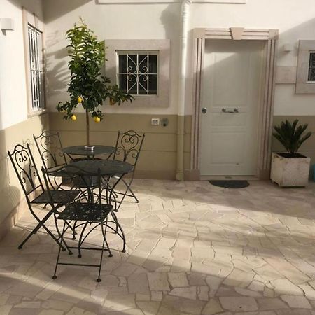 Casa Di Flo Apartment Bari Exterior foto