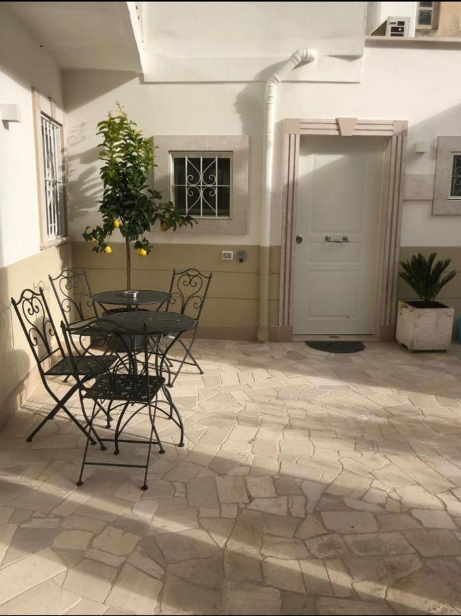 Casa Di Flo Apartment Bari Exterior foto