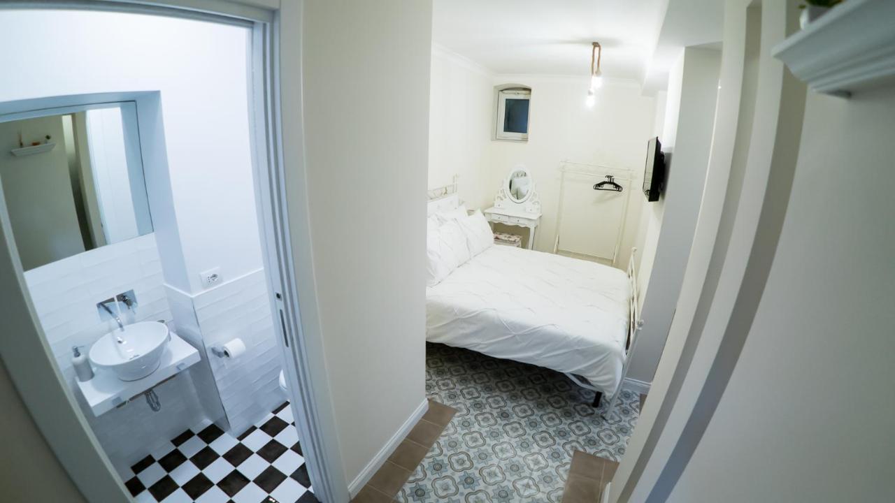 Casa Di Flo Apartment Bari Exterior foto